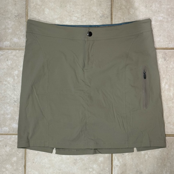 Columbia Khaki Outdoor Skort - Picture 1 of 5